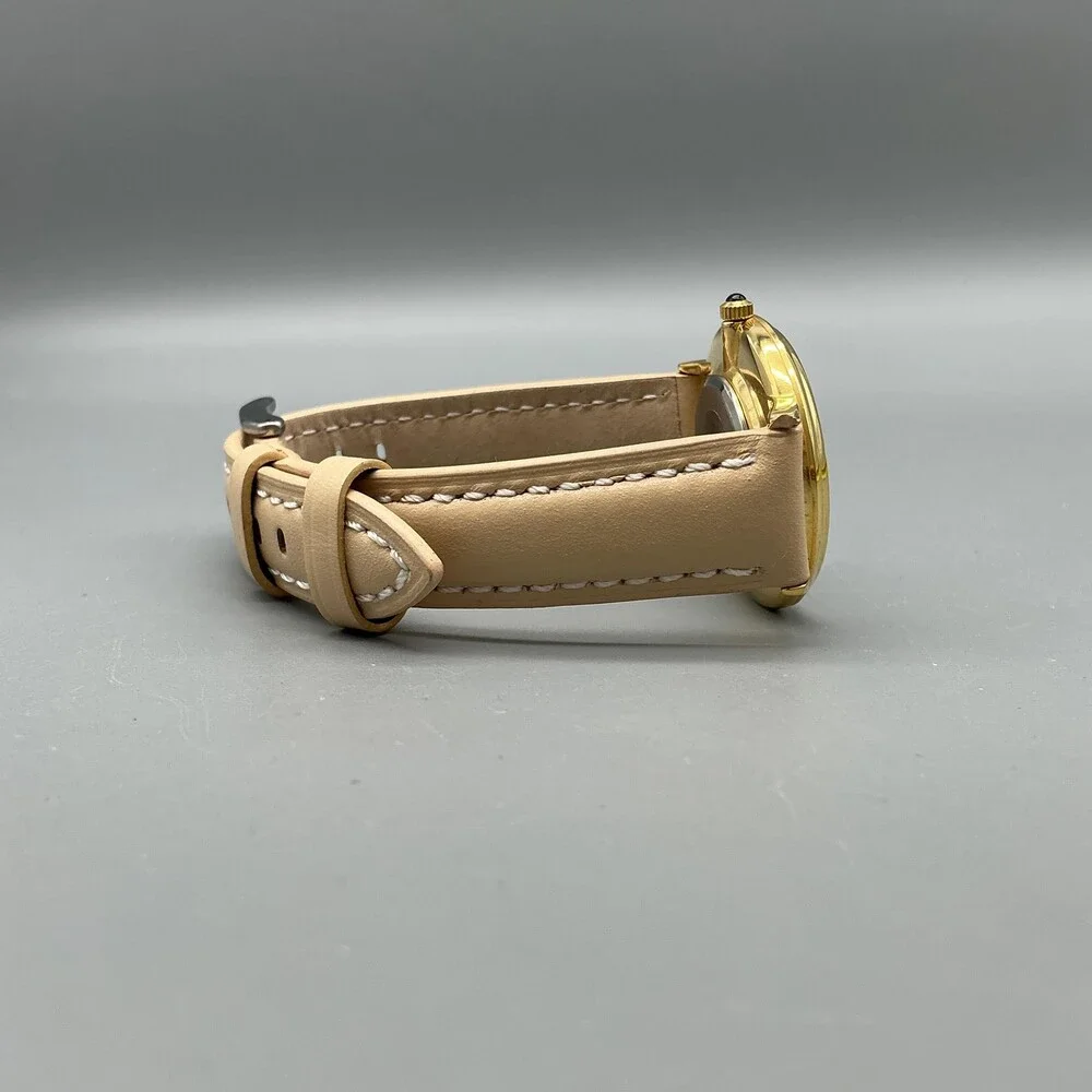 Womens Watch 33mm Brown Bear Dial Gold Tone Beige Leather Strap New Battery